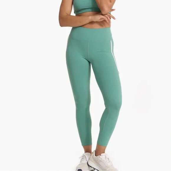 Vuori Track Leggings Women's BreatheInterlock, NWT Size small. - Picture 3 of 8